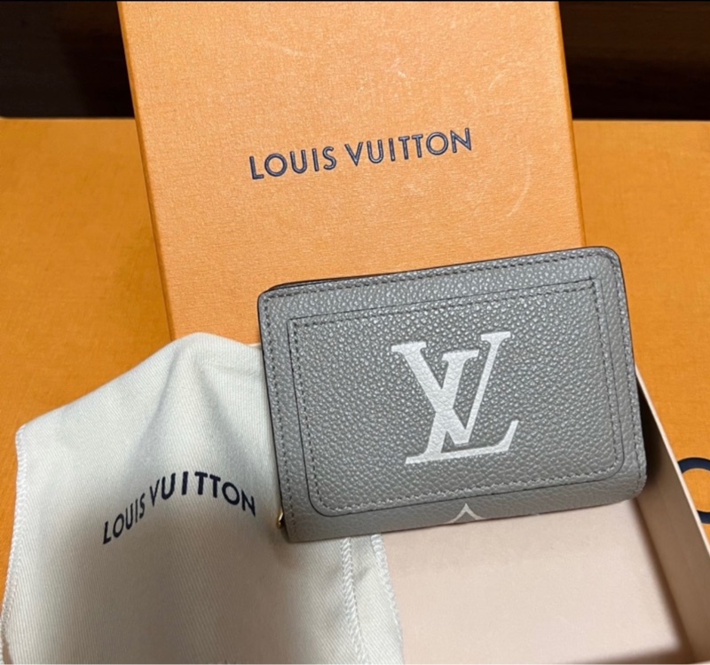 Lv M82370經典Clea系列斑鳩灰❤️皮革短夾、中夾 日本限定款(已售出)-9