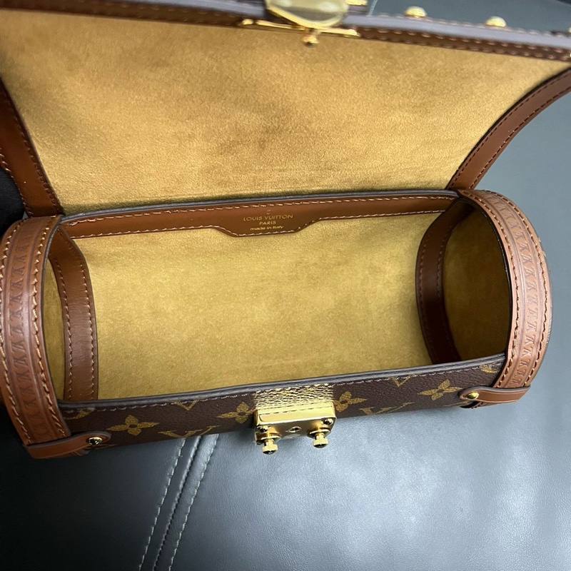 LV papillon trunk 老花巴比龍圓筒-7