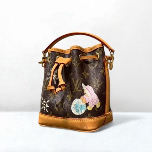 A12919-LV Vivienne聖誕限定Snow Show系列Nano水桶包/M12221-1
