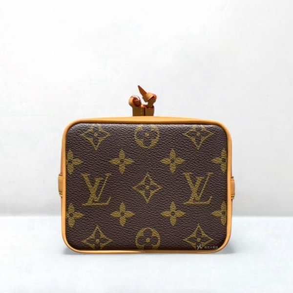 A12919-LV Vivienne聖誕限定Snow Show系列Nano水桶包/M12221-4