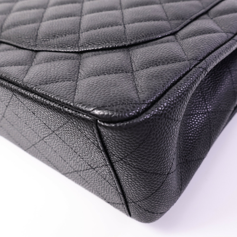CHANEL 牛皮皮革Maxi Classic鏈帶肩背袋-12