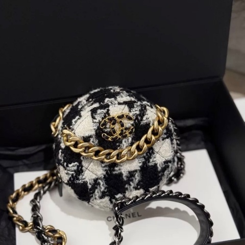 Chanel 千鸟格圆饼子母包链条单肩斜挎包
