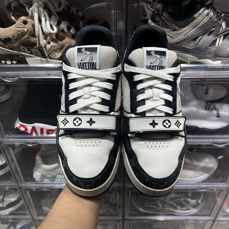 Lv trainer 黑白魔鬼粘Eu41-3