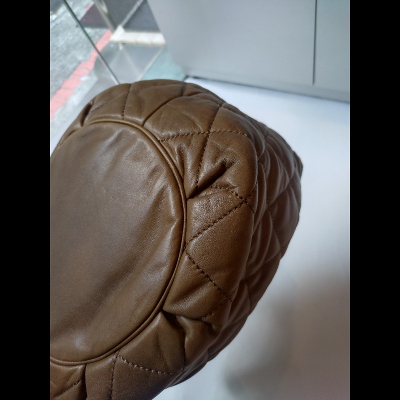 Chanel 泥土色皮革單把肩側包 hobo-5