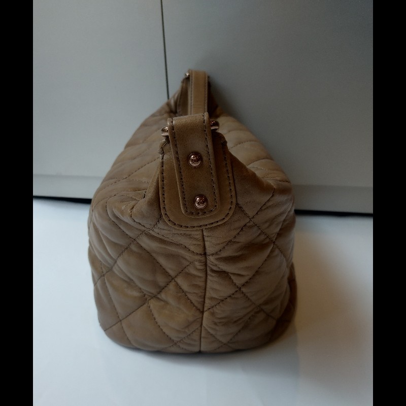 Chanel 泥土色皮革單把肩側包 hobo-11