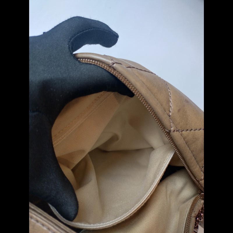 Chanel 泥土色皮革單把肩側包 hobo-13