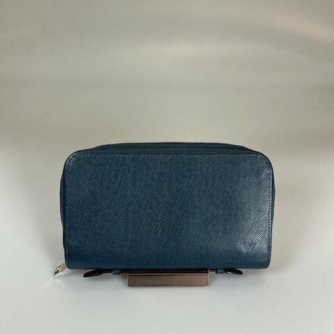 LV M44276/CA3136 深藍手拿萬用包