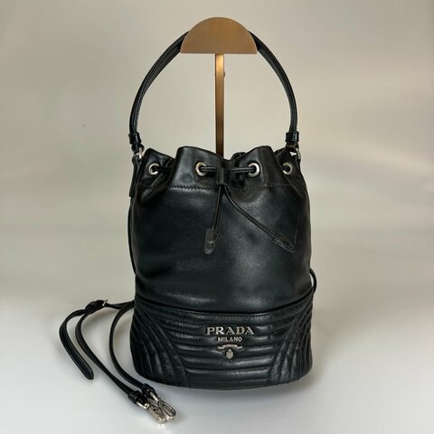PRADA 1BH038 黑水桶