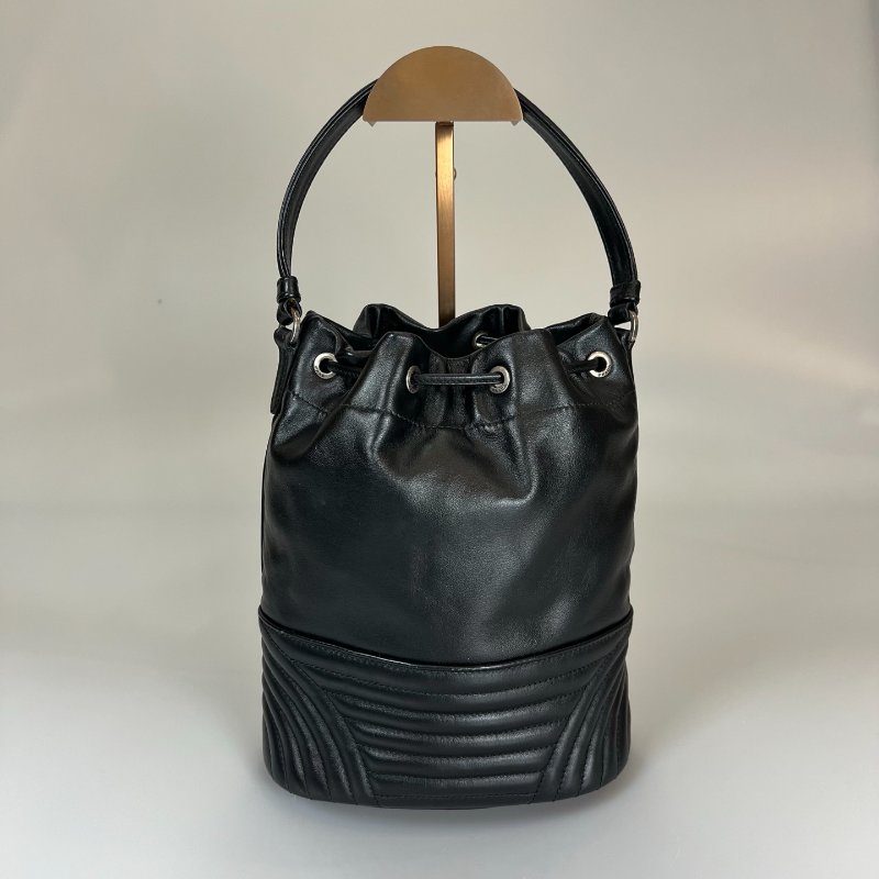 PRADA 1BH038 黑水桶-1
