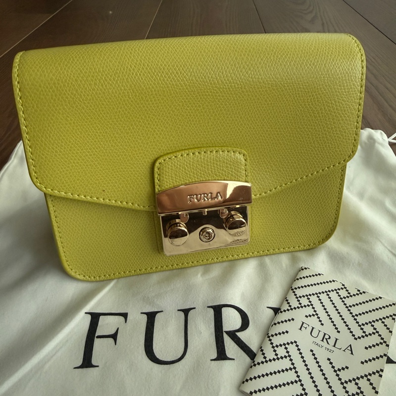 Furla 檸檬黃小包-0