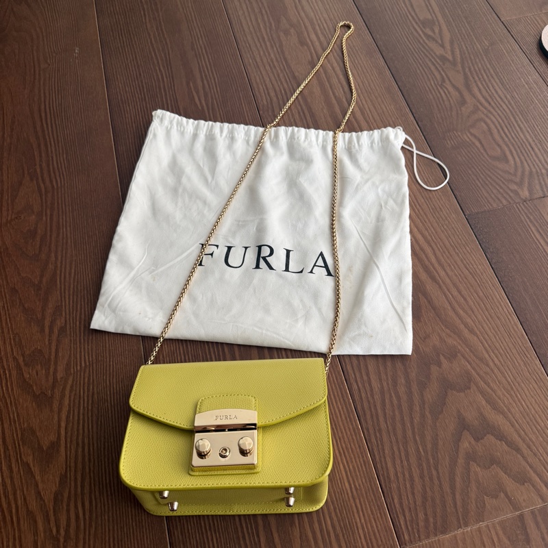 Furla 檸檬黃小包-2