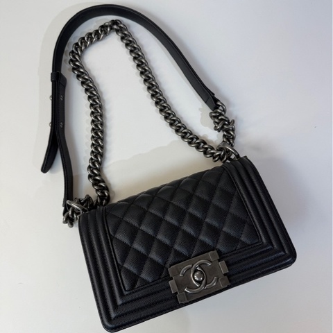 CHANEL｜經典款BOY