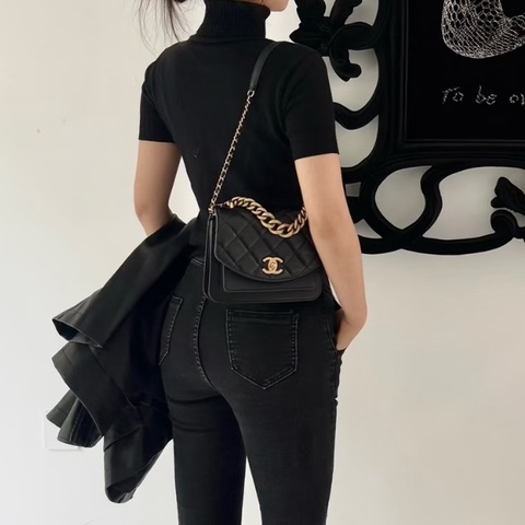 CHAEL香奈兒黑金孟買風琴郵差口蓋包小號🧘🏼‍♀️