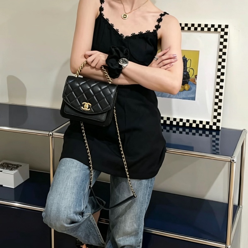 CHAEL香奈兒黑金孟買風琴郵差口蓋包小號🧘🏼♀️-1