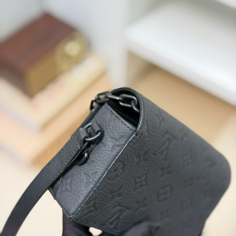 🏷️LV 路易威登.Steamer 黑壓紋盒子包 芯片款 M81746 /客人寄賣-10