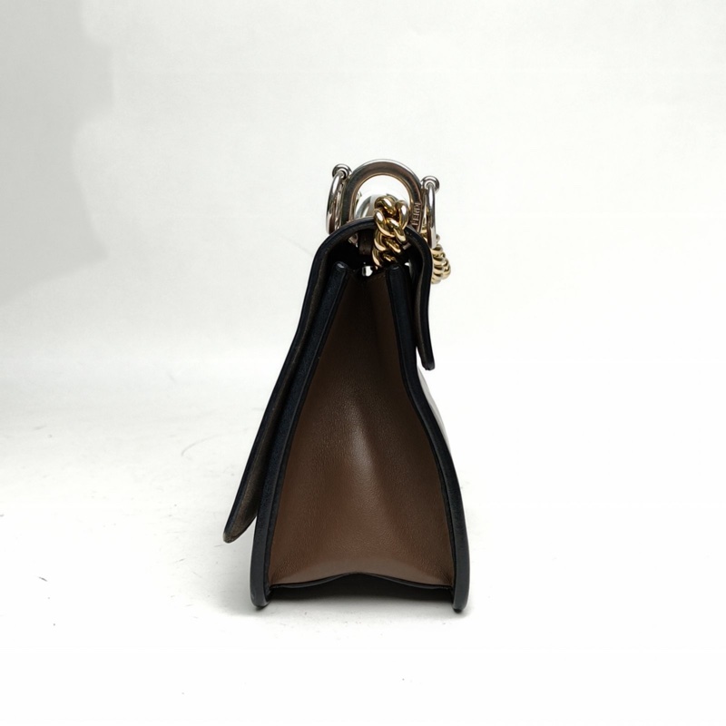 FENDI 烏木色牛皮KANI金標Logo小號肩背包-1