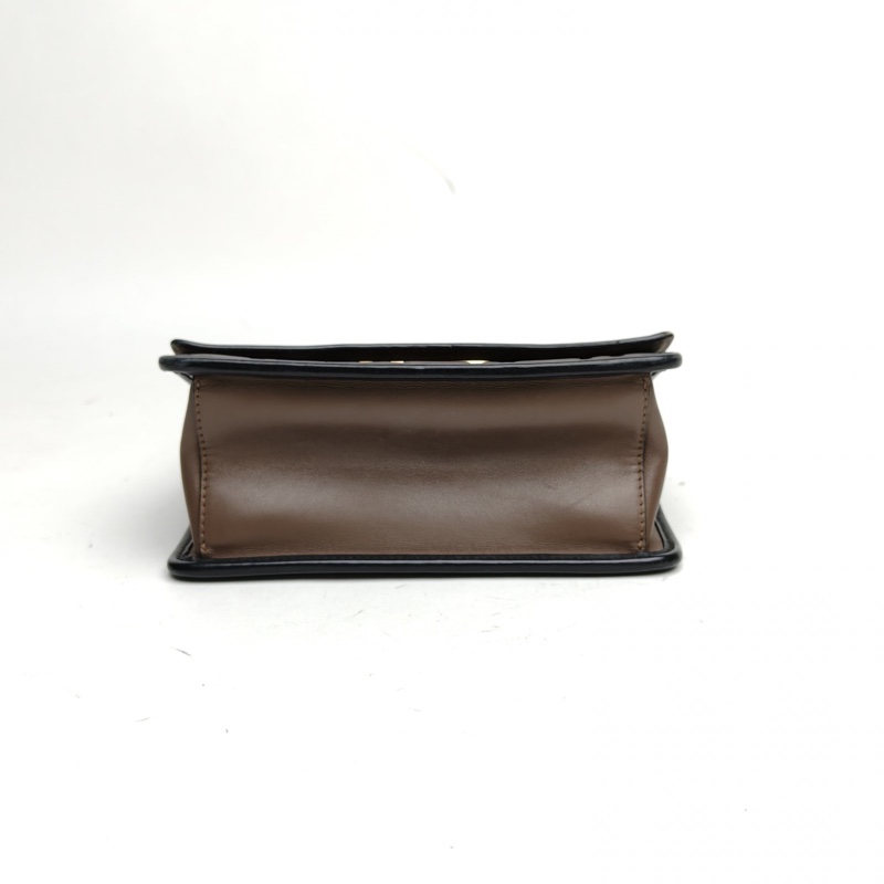 FENDI 烏木色牛皮KANI金標Logo小號肩背包-3