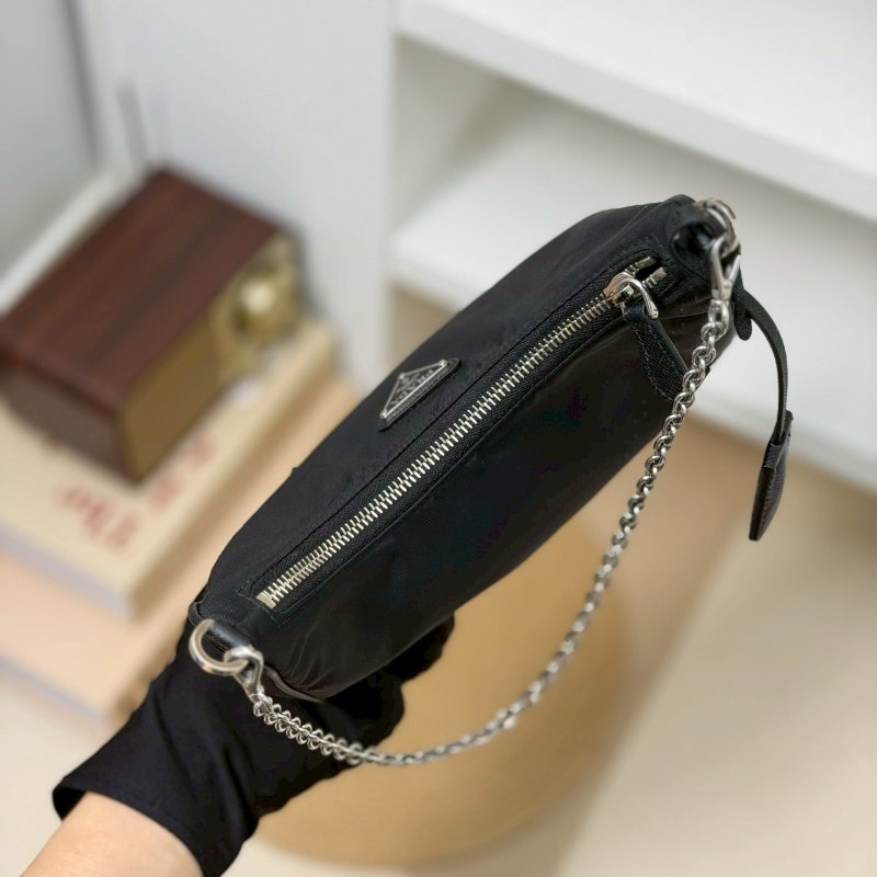 🏷Prada 普拉達.Re-Edition 2005 Hobo 三合一/客人寄賣-13