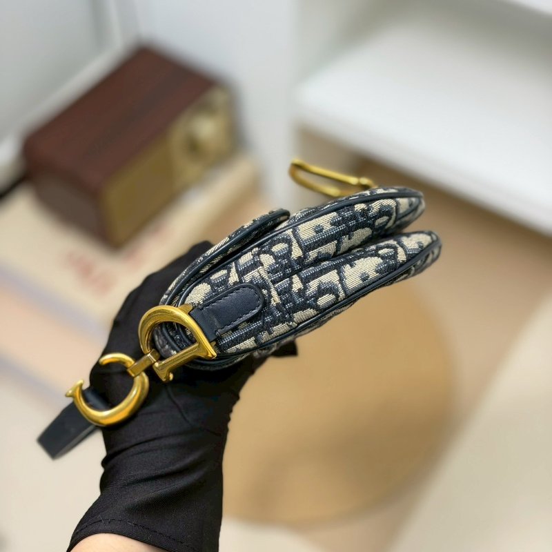 (專櫃17萬多😨)🏷Dior 迪奧.Saddle Mini 馬鞍包-2