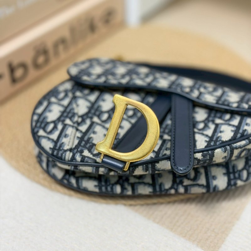 (專櫃17萬多😨)🏷Dior 迪奧.Saddle Mini 馬鞍包-20