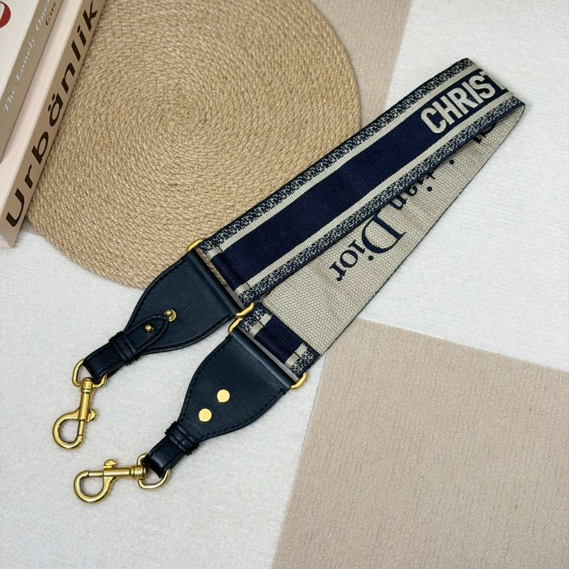 (專櫃17萬多😨)🏷Dior 迪奧.Saddle Mini 馬鞍包-22