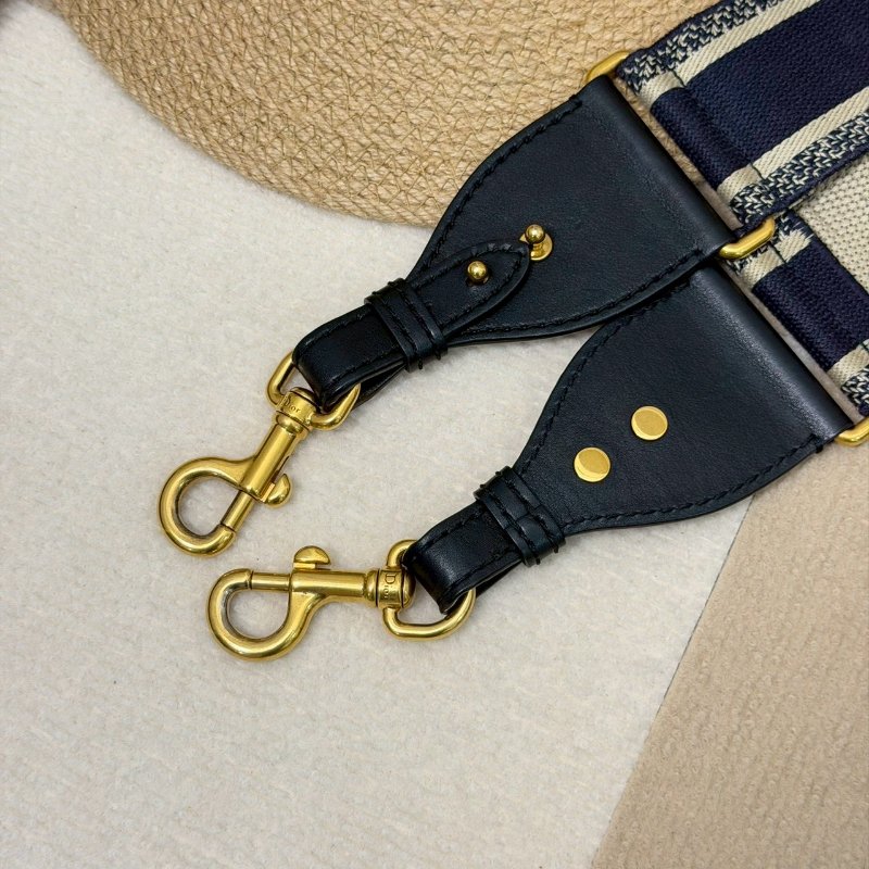 (專櫃17萬多😨)🏷Dior 迪奧.Saddle Mini 馬鞍包-25