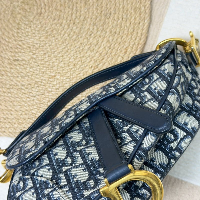 (專櫃17萬多😨)🏷Dior 迪奧.Saddle Mini 馬鞍包-26
