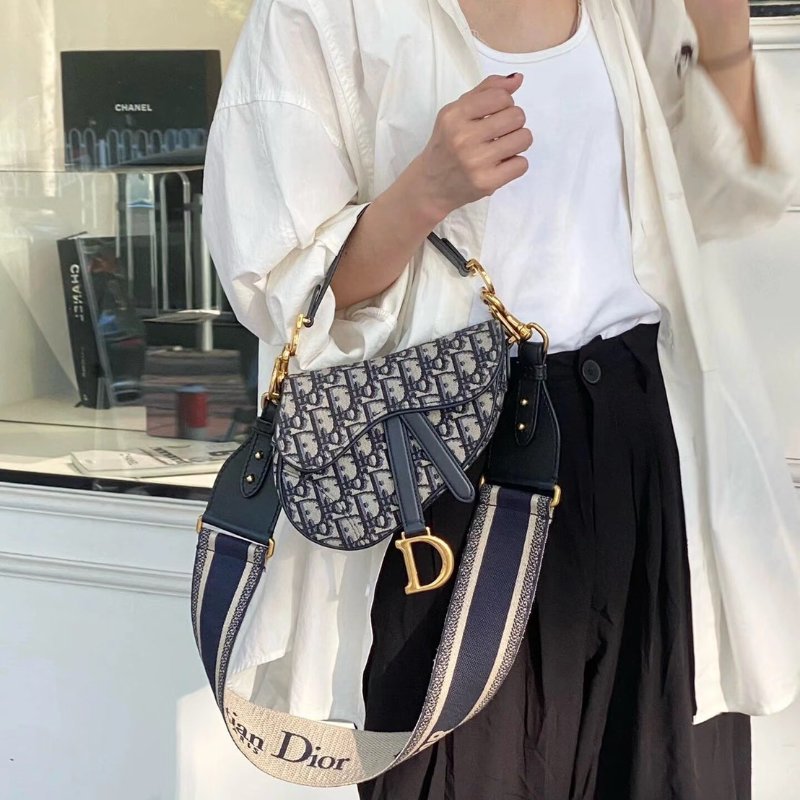 (專櫃17萬多😨)🏷Dior 迪奧.Saddle Mini 馬鞍包-30