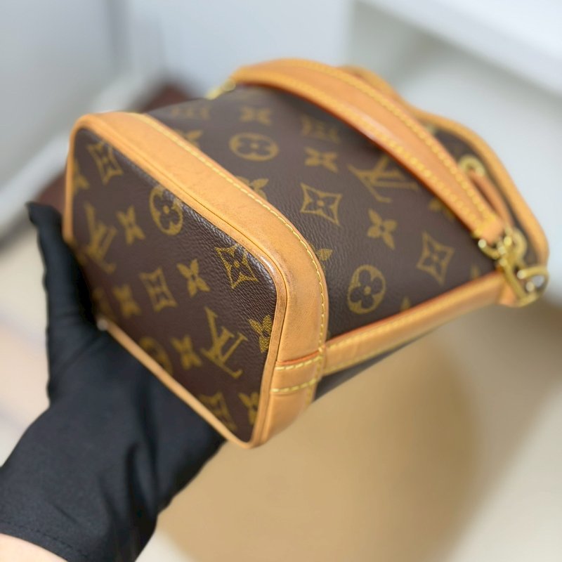 (甜價!粗用不心疼❤️❤️)🏷LV 路易威登.Nano Noe 老花小水桶 M81266-5