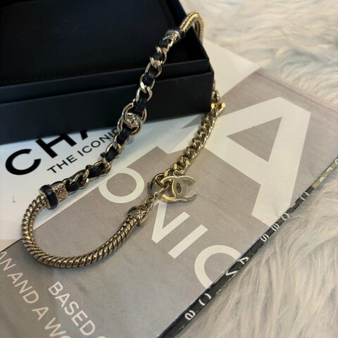 CHANEL 皮穿鏈造型項鍊