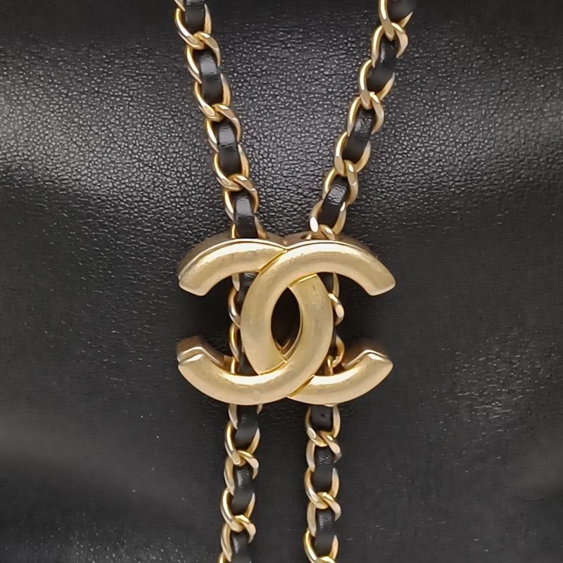 CHANEL 黑色牛皮荔枝牛皮27開金扣雙C抽繩水桶包肩背包-4