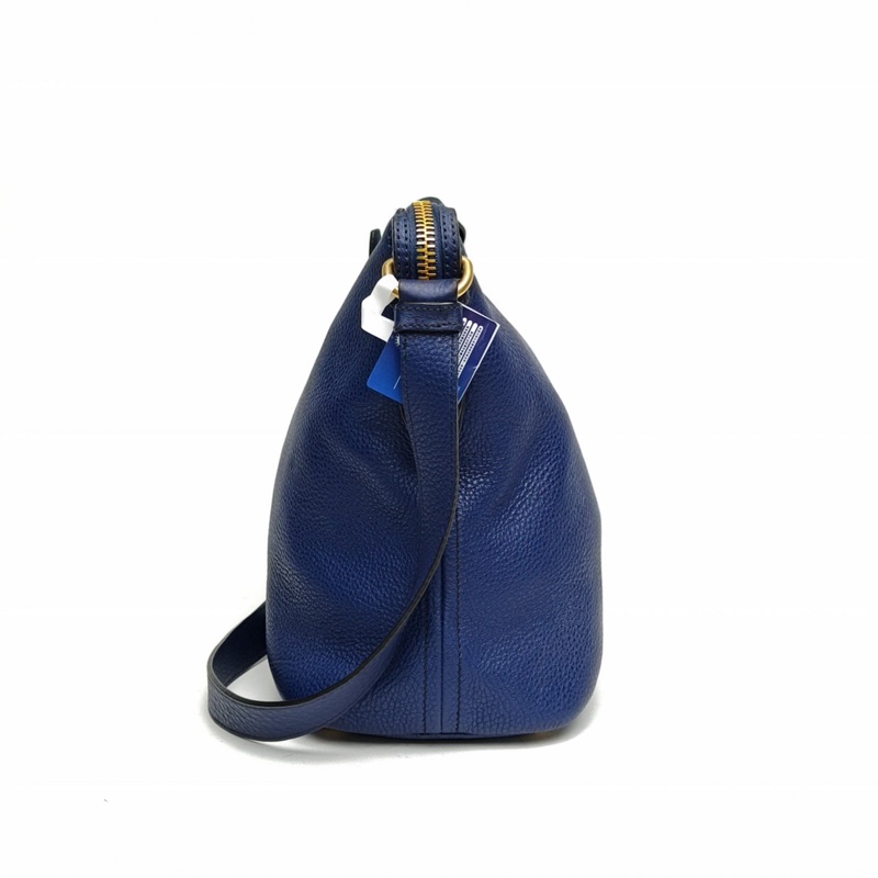 PRADA 藍色牛皮斜挎包-1