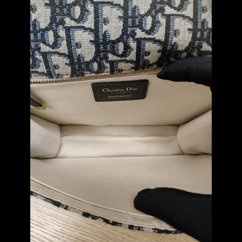 Dioraddict-3