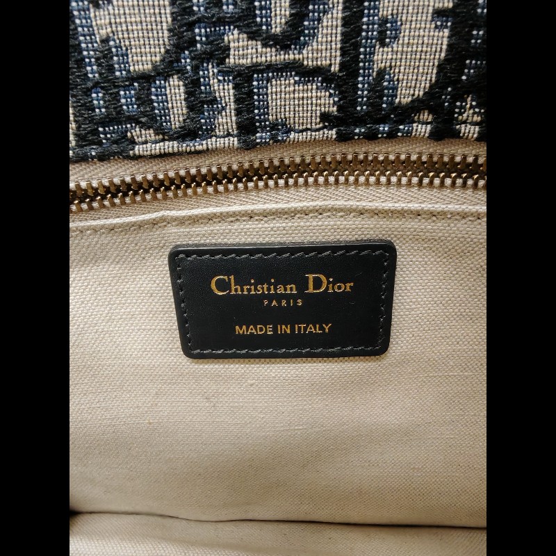 Dioraddict-4