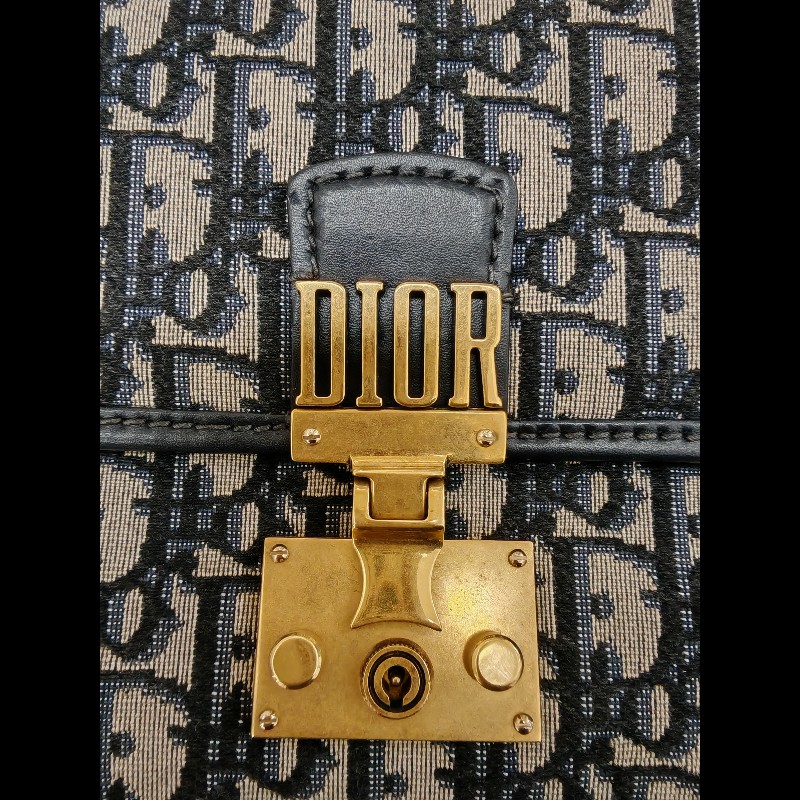 Dioraddict-15
