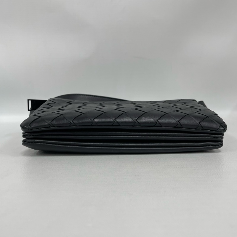 BV葆蝶家黑色編織格三合一郵差包 可拆卸成三個包 22*13cm-4