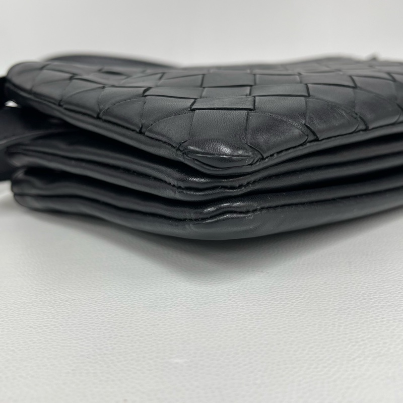 BV葆蝶家黑色編織格三合一郵差包 可拆卸成三個包 22*13cm-5