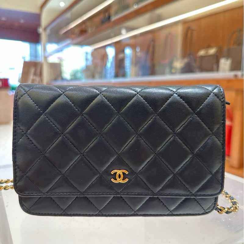 #買到賺到 香奈兒 Chanel WOC 羊皮鏈條包-0