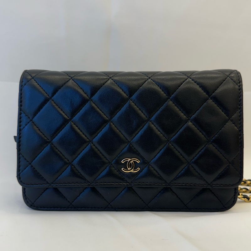 #買到賺到 香奈兒 Chanel WOC 羊皮鏈條包-1