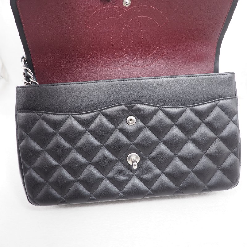Chanel CF30 jumbo Classic flap 香奈兒黑色銀扣羊皮翻蓋包-17