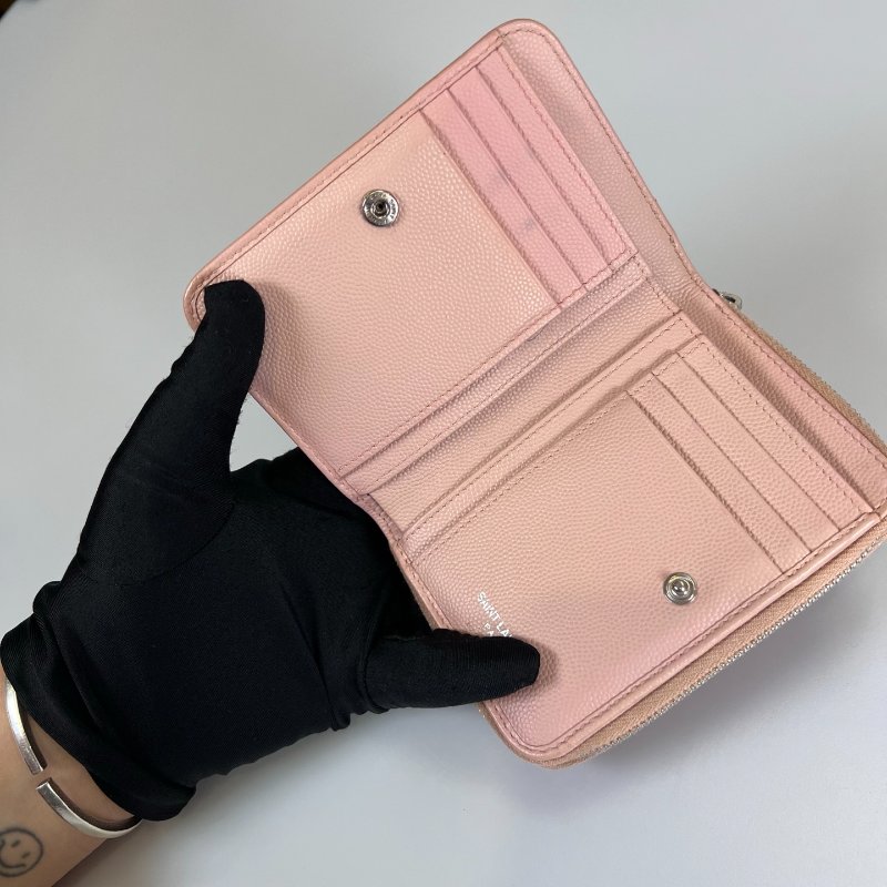 YSL 403723 粉色魚子醬ㄇ拉短夾-5