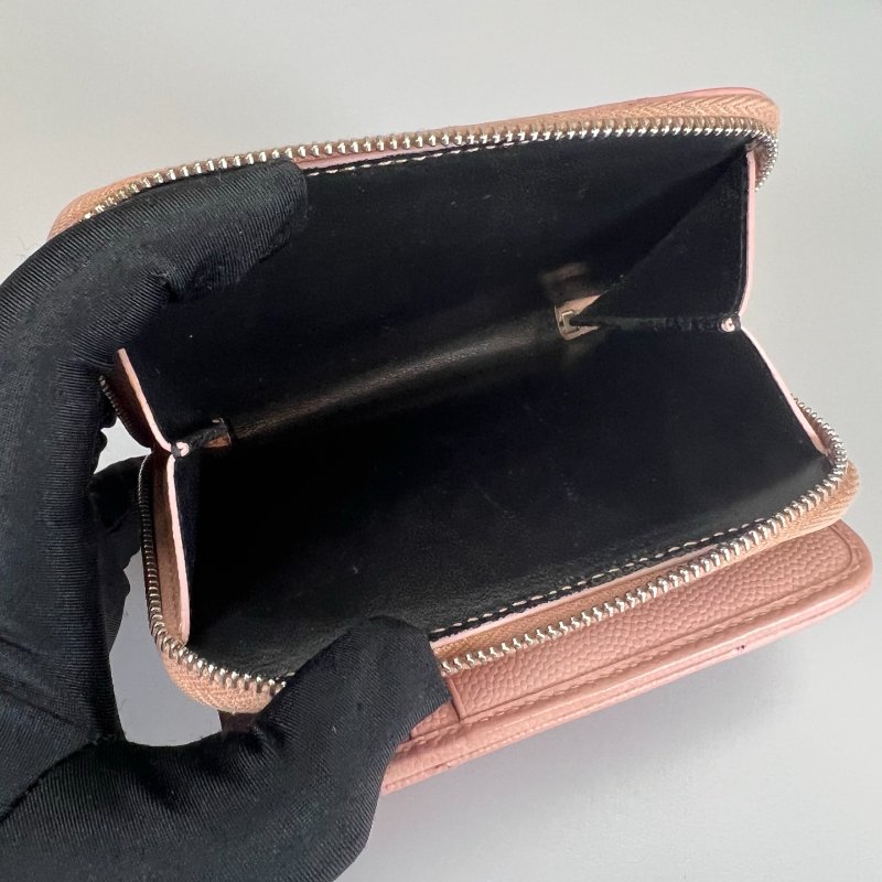 YSL 403723 粉色魚子醬ㄇ拉短夾-7