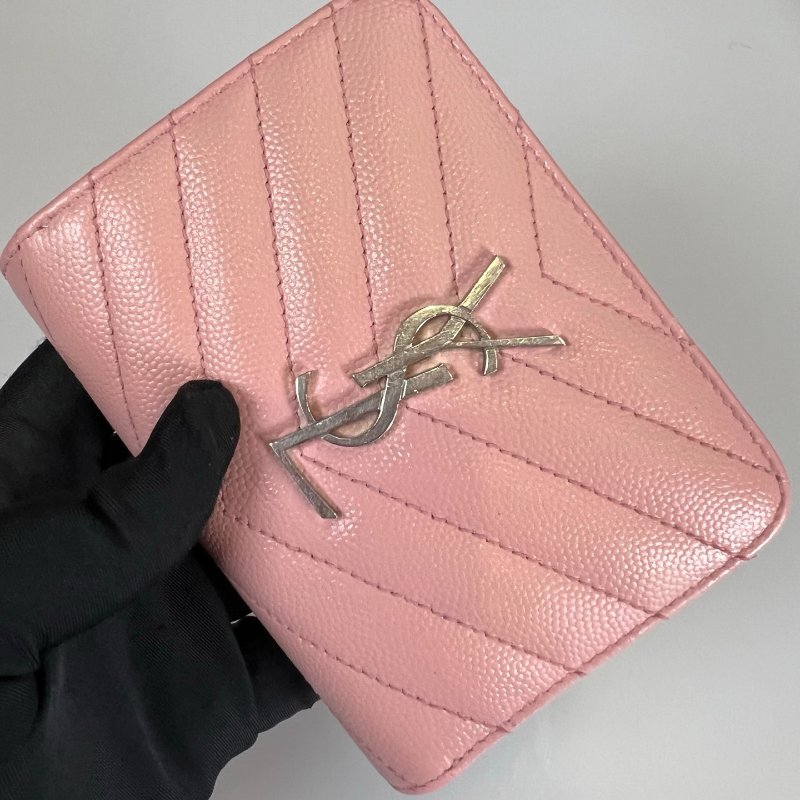 YSL 403723 粉色魚子醬ㄇ拉短夾-8