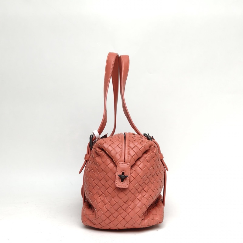 BOTTEGA VENETA 胭脂紅羊皮鎢鋼扣經典編織波士頓手提腋下包-1