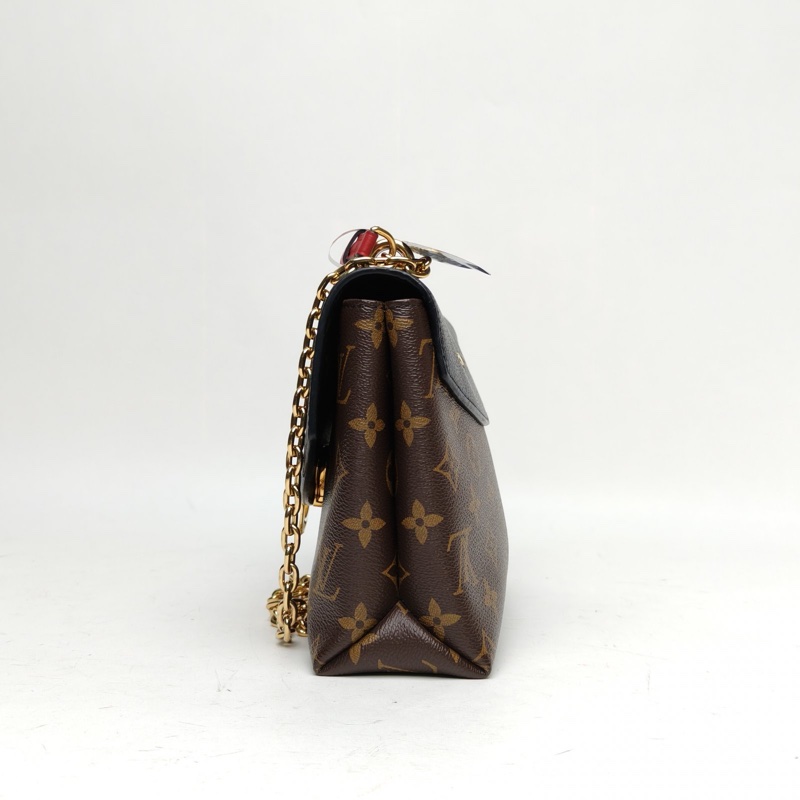 LOUIS VUITTON SAINTPLACIDE黑色PVC金扣2018老花肩背包-1