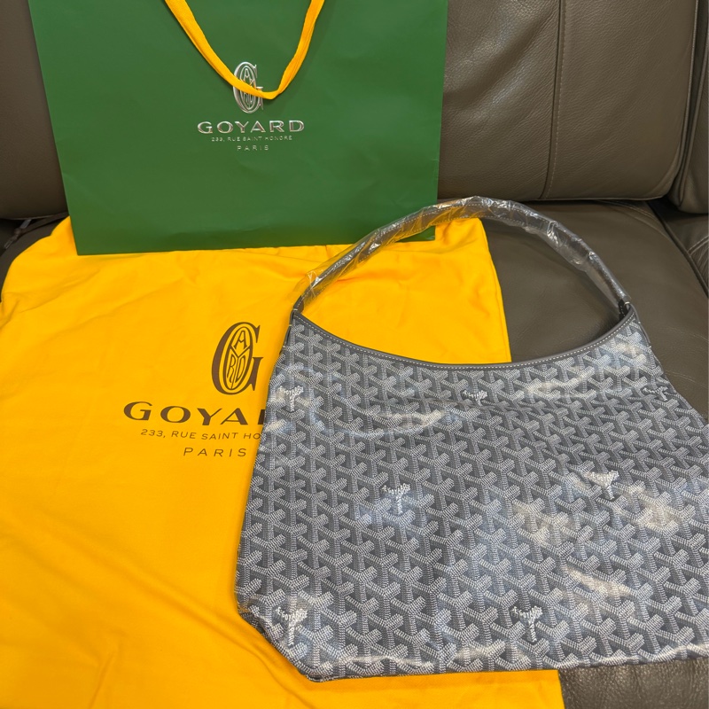 全新 釜山新世界購入轉售Goyard Hobo 灰色 (灰愛心彩繪)-0