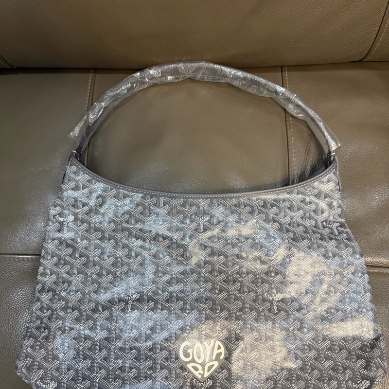 全新 釜山新世界購入轉售Goyard Hobo 灰色 (灰愛心彩繪)-5