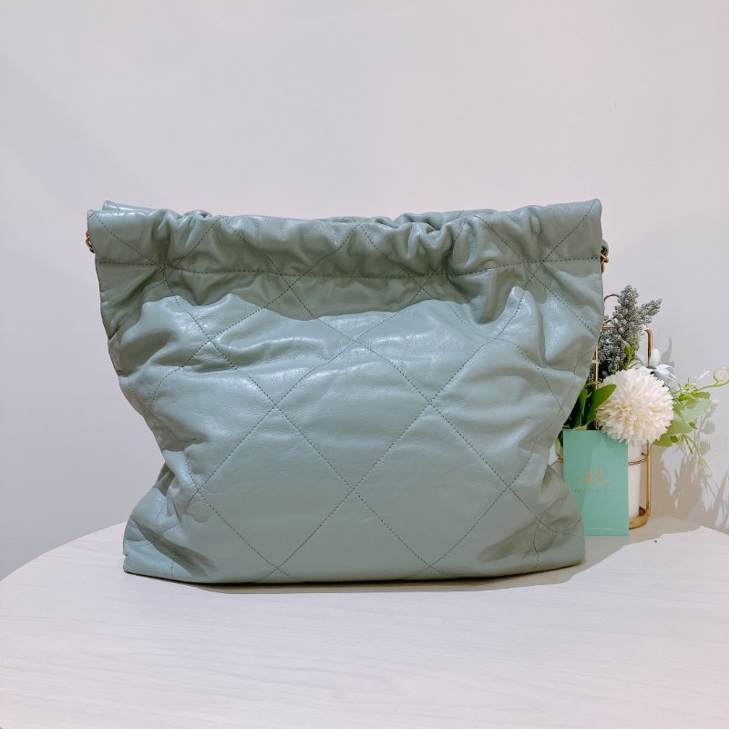 TK2056 Chanel 香奈兒22系列中號單肩包包 Shiny Quilted 22 Medium Calfskin Haze Blue X GHW-2