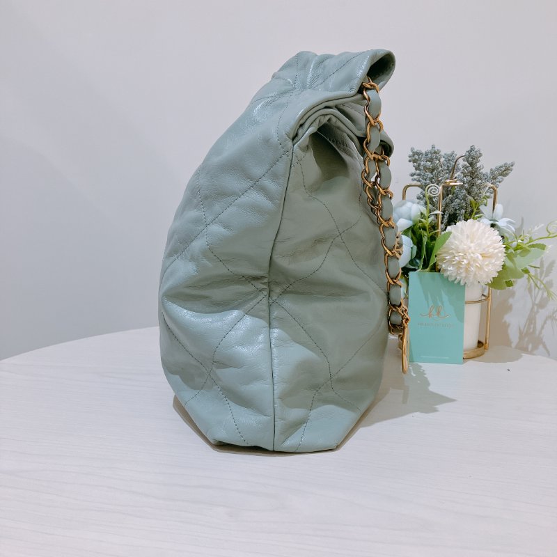TK2056 Chanel 香奈兒22系列中號單肩包包 Shiny Quilted 22 Medium Calfskin Haze Blue X GHW-3