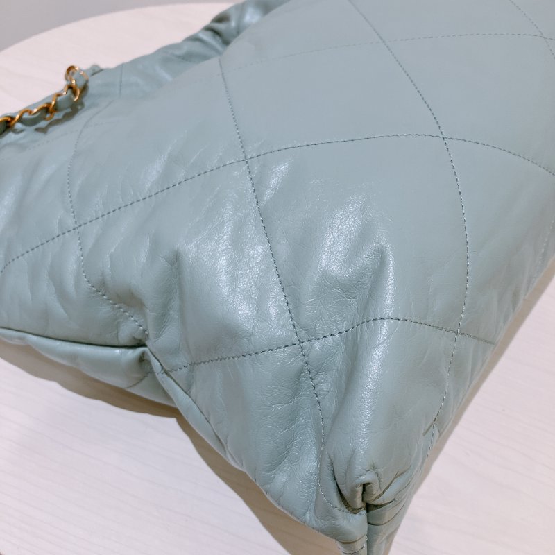 TK2056 Chanel 香奈兒22系列中號單肩包包 Shiny Quilted 22 Medium Calfskin Haze Blue X GHW-9